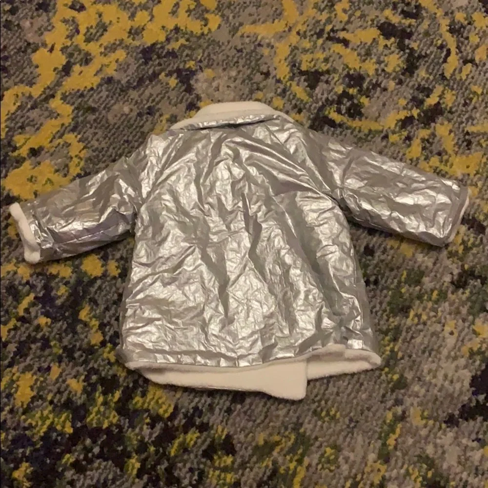pequeno tocon metallic silver fleece lined jacket